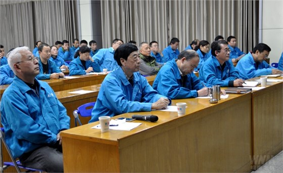董事長陳根喜、總經(jīng)理陳學鋒等公司高層出席論壇